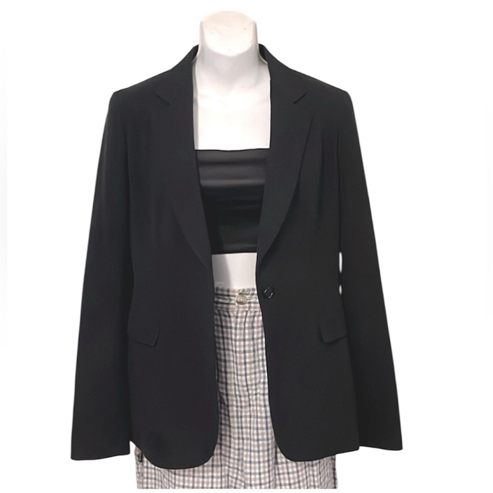 Tahari Black One Button Fully Lined Tailored Fitted Blazer Sz 6 - Picture 2 of 7